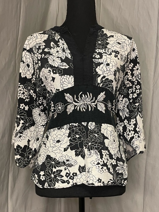 Saint Tropez West Tops - Vintage Y2K Silk Saint Tropez West Black & White Floral Kimono Style Tunic